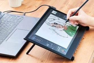 Wacom’un yeni OLED çizim tableti Movink, Samsung teknolojisiyle