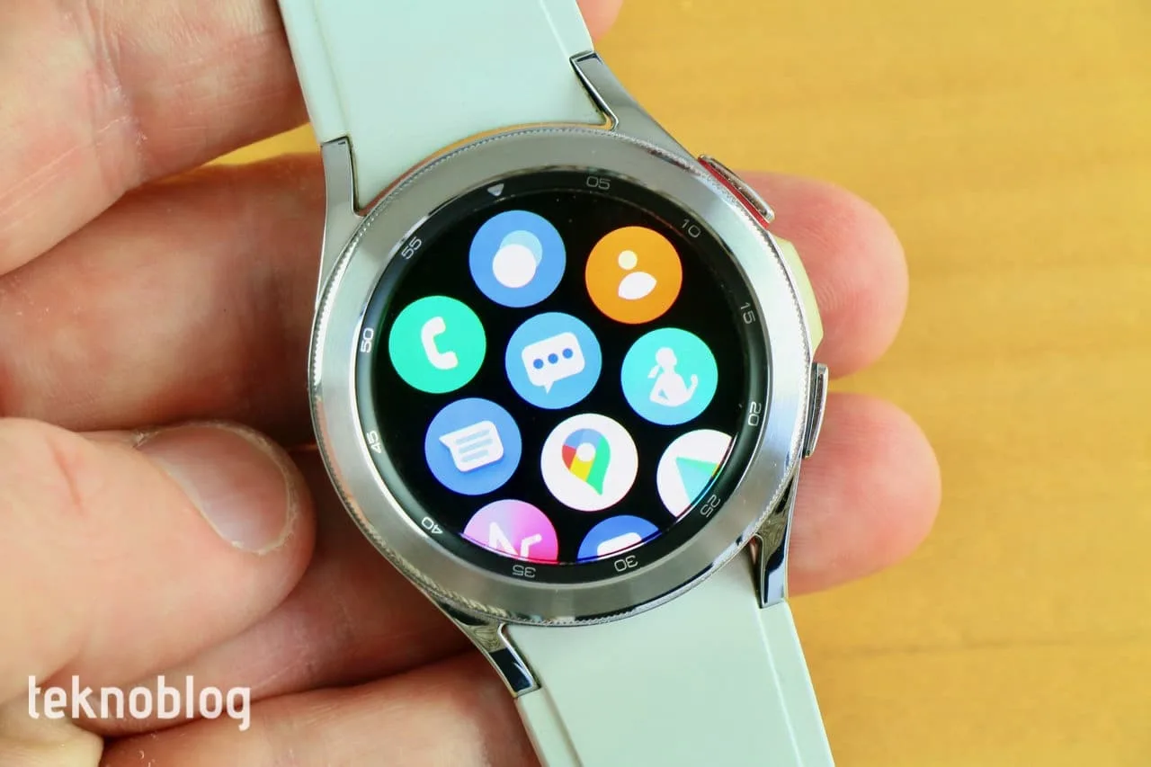 Samsung Galaxy Watch FE akıllı saat yolda